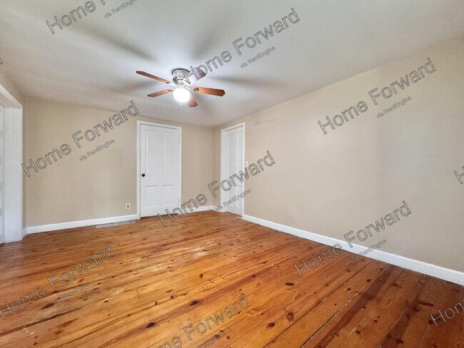 Building Photo - 348 Davis Ct
