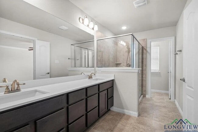 Building Photo - 3300 Becker Dr