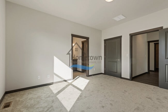 Building Photo - Brand New 4 Bed 2.5 Bath Home in Post Falls!!
