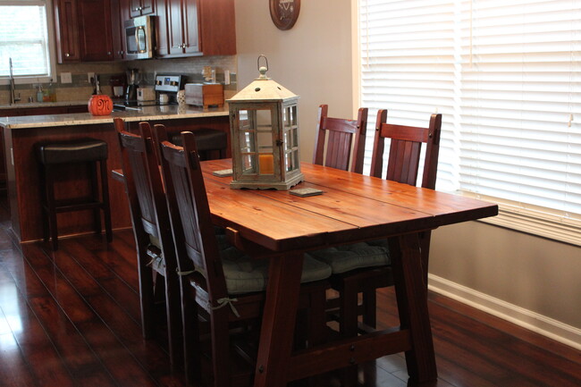 Dining Area - 2629 Whiteberry Dr