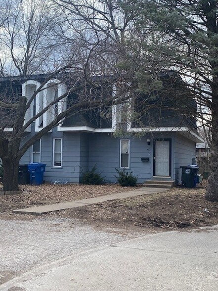 Building Photo - 302 30th Avenue Ct