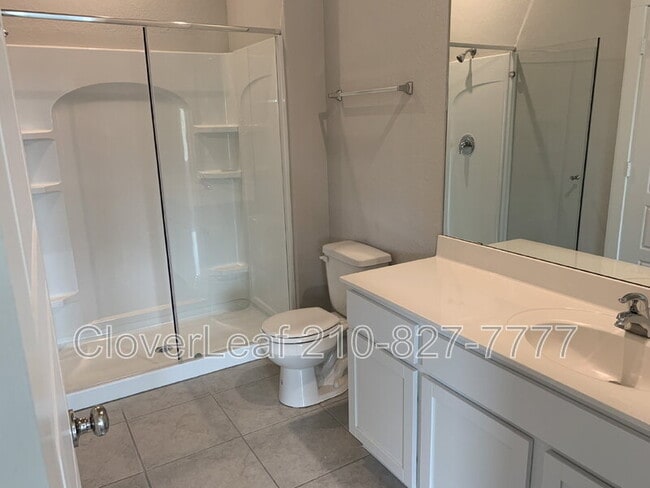 Building Photo - 708 Stonemanor Bay