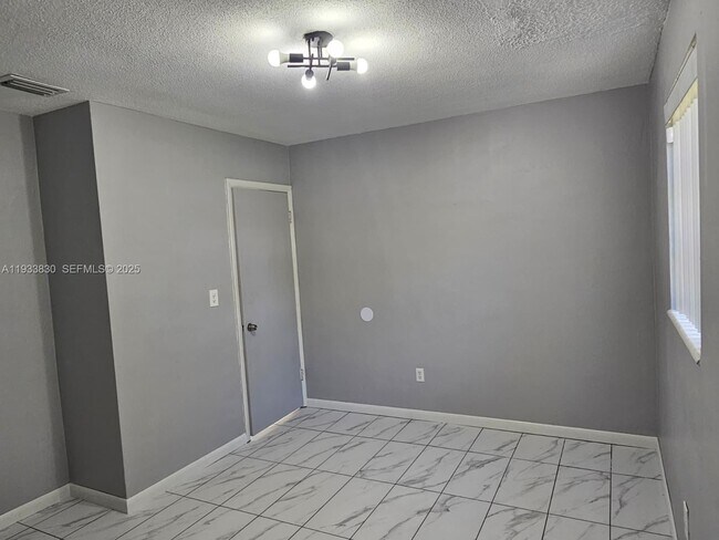 Building Photo - 9362 SW 168th St