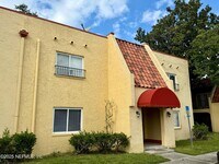 Building Photo - 3919 Bell Tower Dr