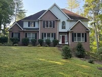 Building Photo - 10 Dunnwoody Ct