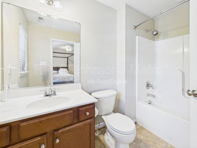 Building Photo - 13625 Baycraft Terrace