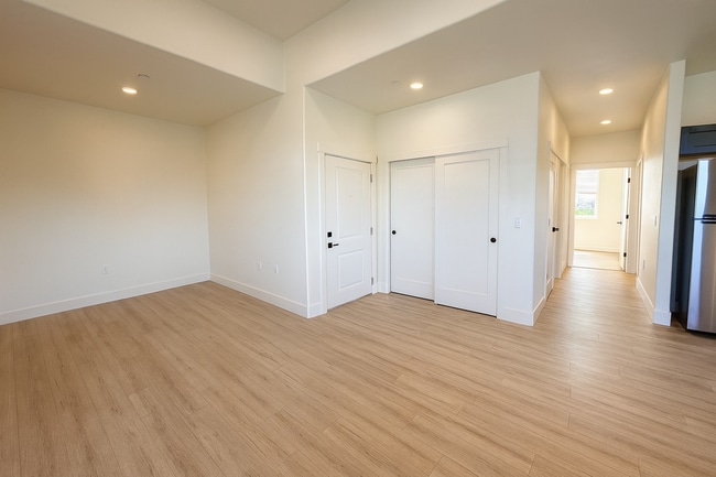 Building Photo - Brand-New 2BR: