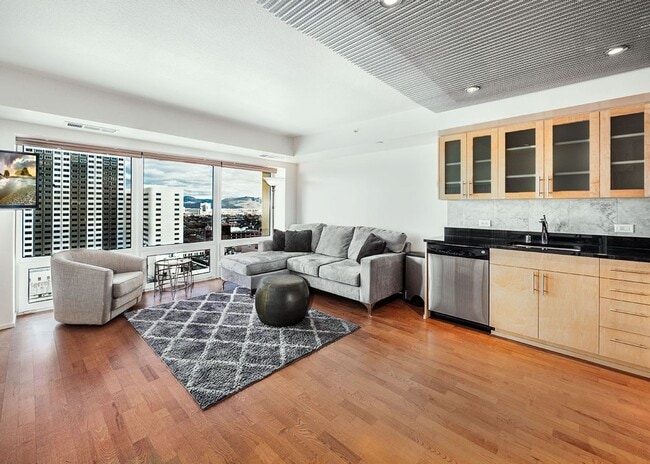 Building Photo - Clean and Bright Studio Apartment Downtown at The Montage- Utilities included!