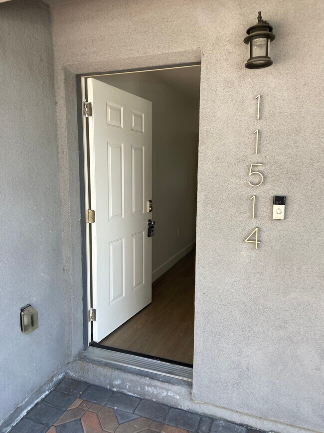 Building Photo - 11514 Emelita St