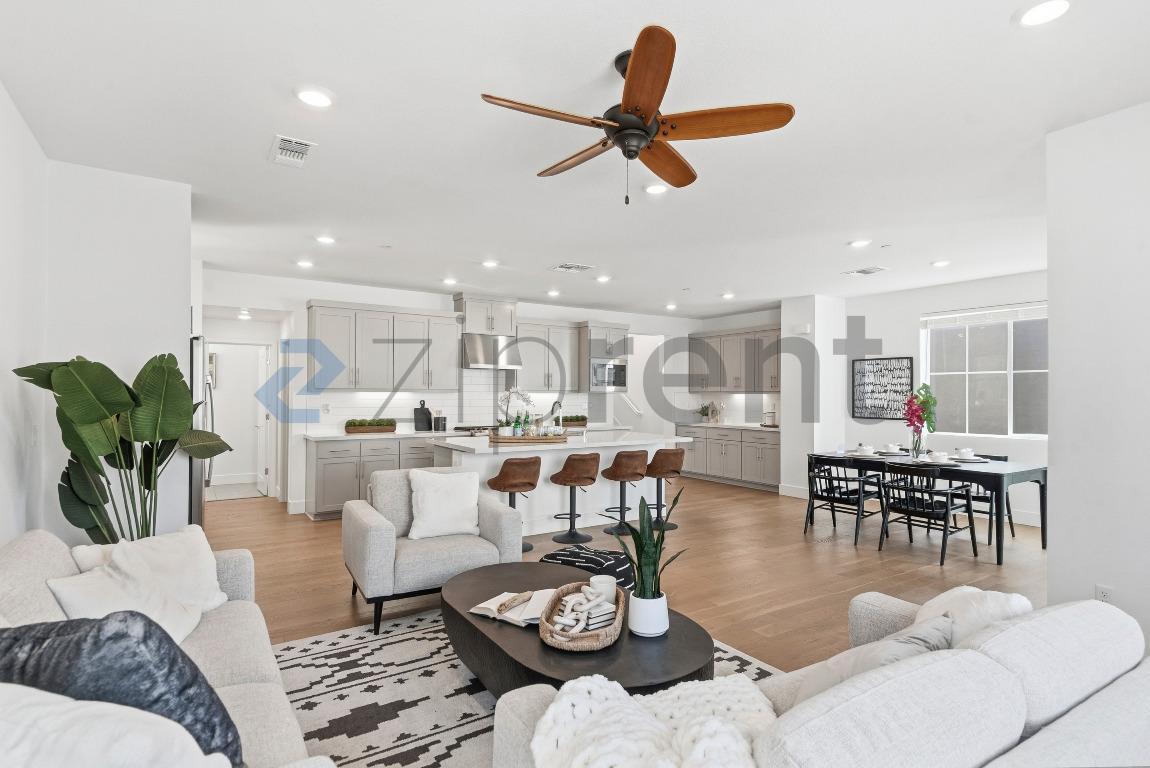 Building Photo - 37380 Watersail Way