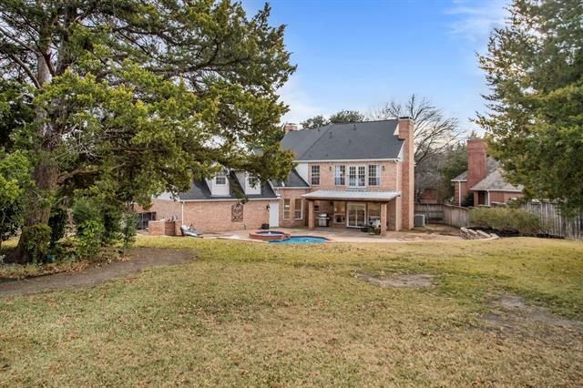 Building Photo - 2600 Cedarwood Ct