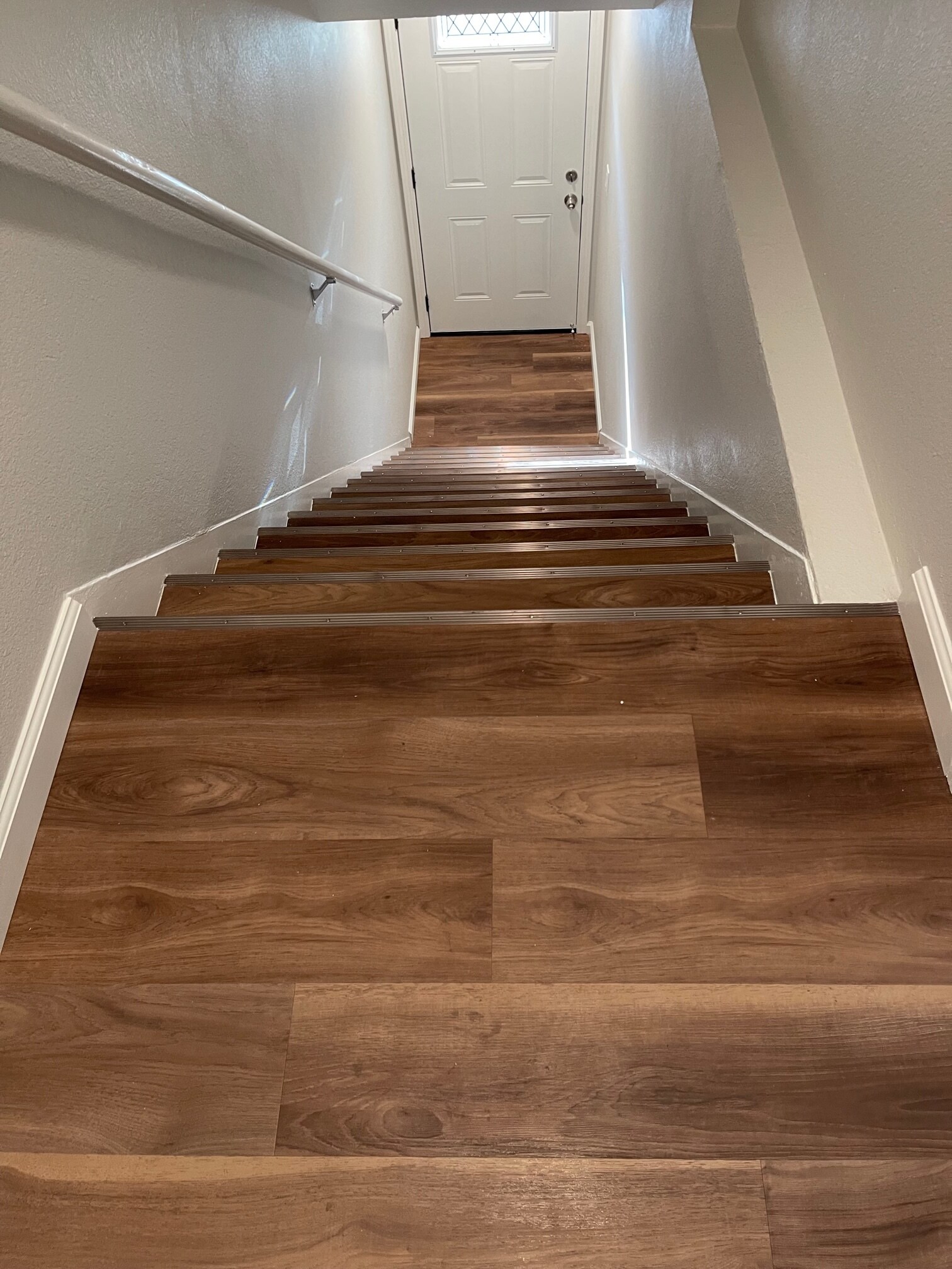 Building Photo - 1501 Berrellesa St