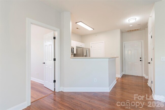 Building Photo - 6716 Mallard Park Dr