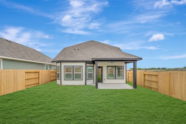 Building Photo - 32518 Lantana Flds Rd