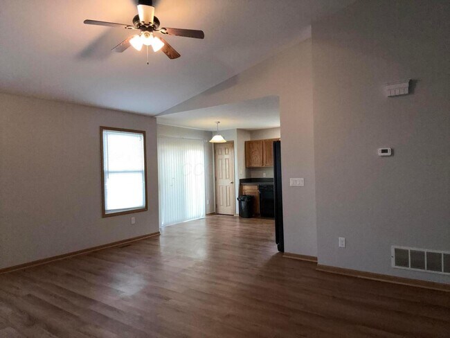 Building Photo - 3802 Willowswitch Ln