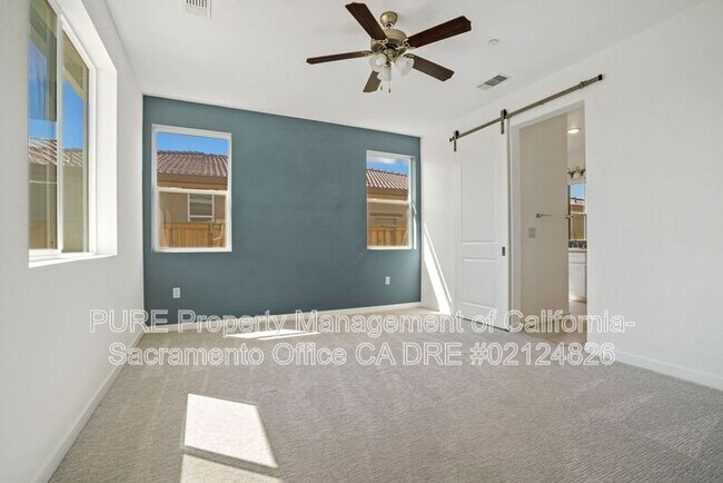 Building Photo - 273 Cask Dr