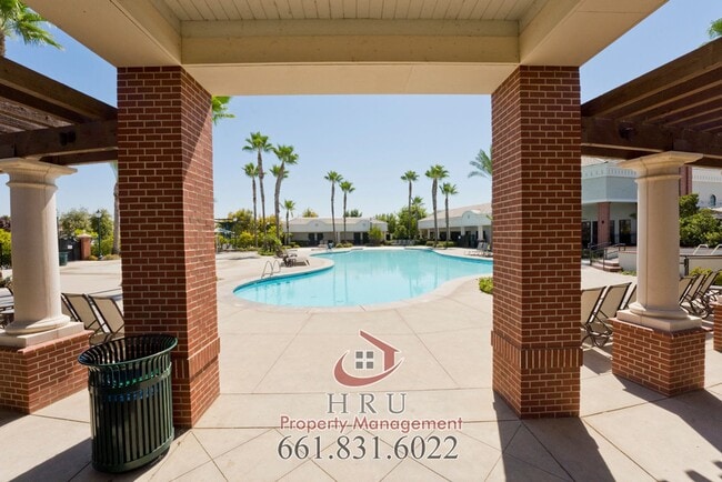 Building Photo - Highgate Community 3 bedroom -2 bath