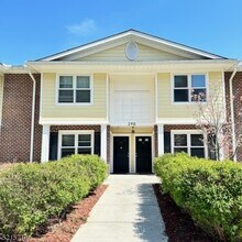 Building Photo - 290 3rd St