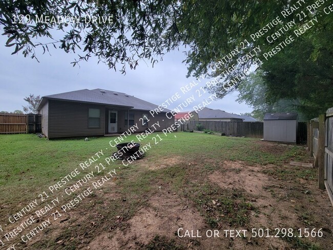 Building Photo - 129 Meadow Dr