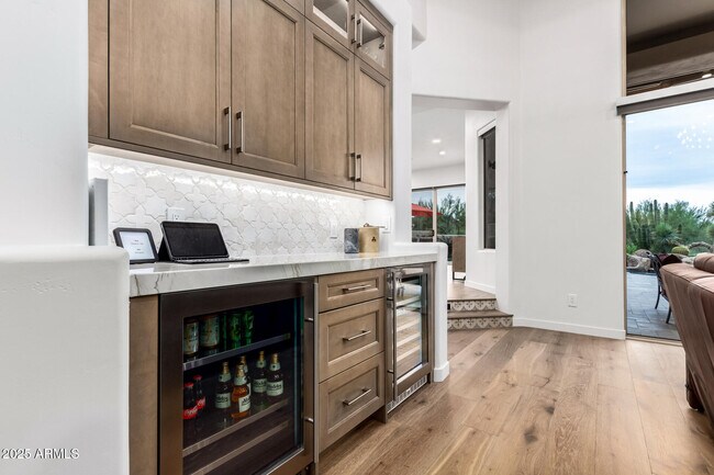 Building Photo - 7485 E Tumbleweed Dr