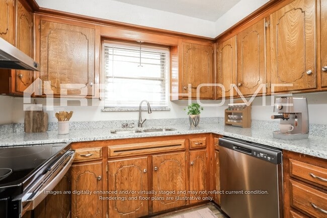 Building Photo - 4404 Bonaparte Blvd