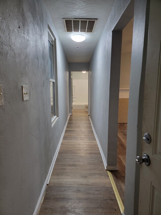 Building Photo - 127 Margaret Street