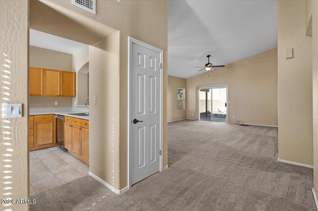 Building Photo - 1310 E Sheena Dr