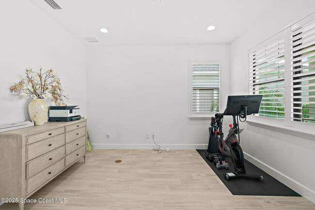 Building Photo - 3233 Casare Dr