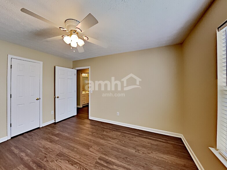 Building Photo - 1219 Murray Ct