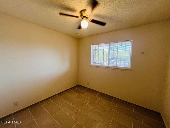 Building Photo - 9632 Montwood Dr