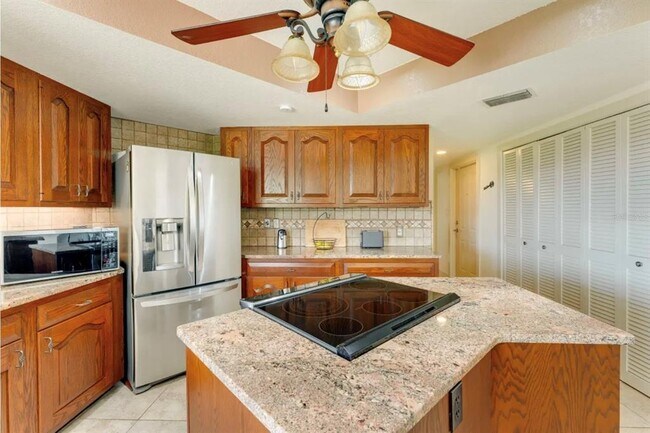 Building Photo - 5202 Forbes Terrace