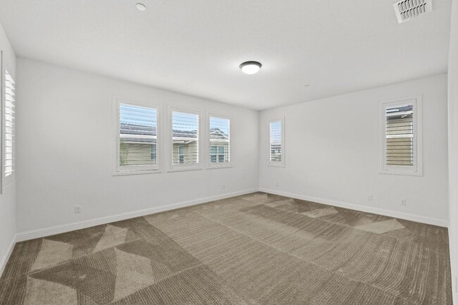 Building Photo - 4 Bedroom Upscale Rocklin Home Available NOW