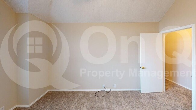 Building Photo - 1003 Blackwell Dr