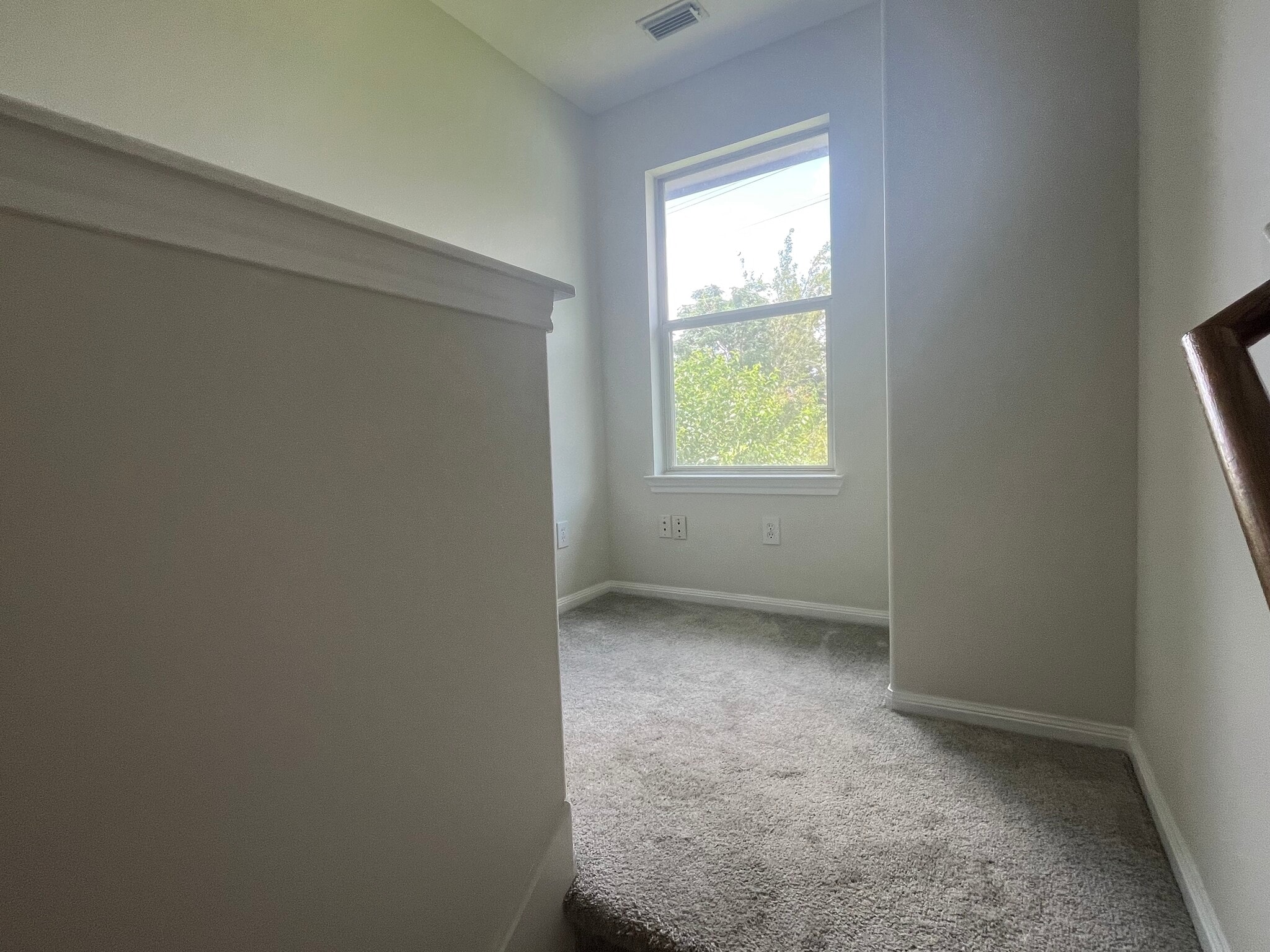 view ascending stairs - 1903 Fletcher St