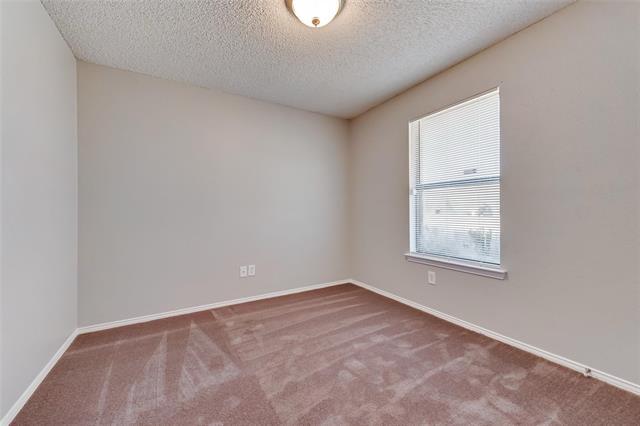 Building Photo - 1122 Rogers Ln