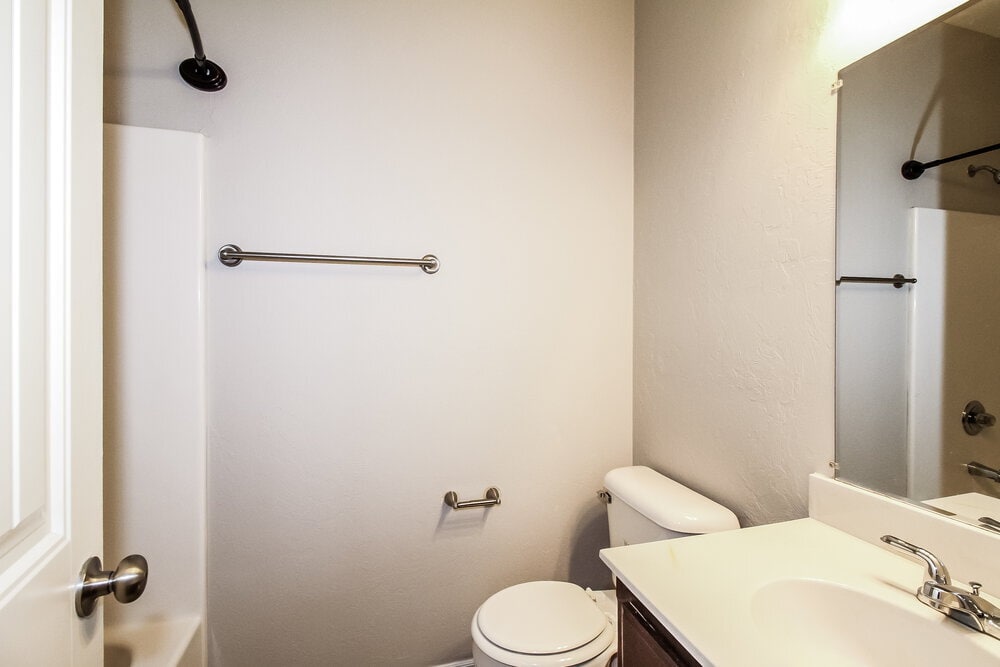 Building Photo - 10609 SW 32nd St