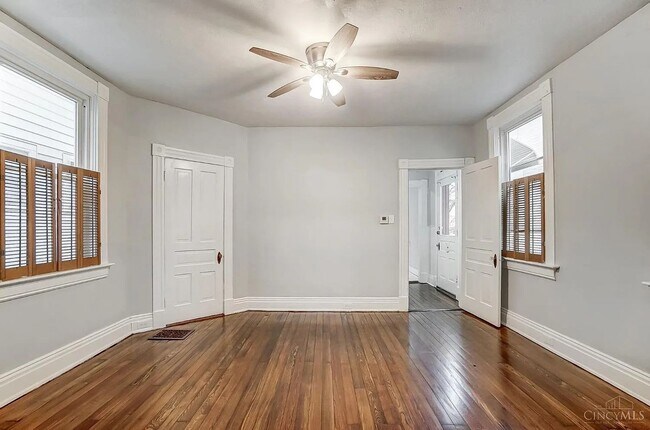 Building Photo - 2312 Norwood Ave