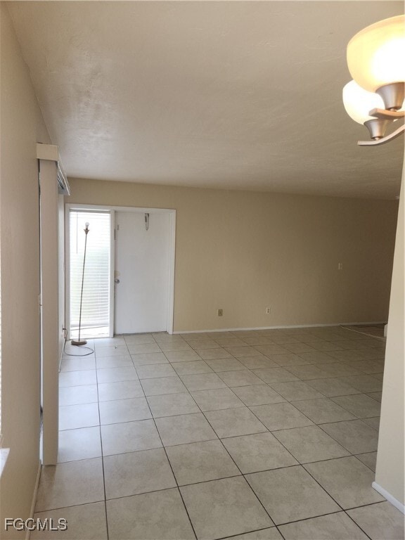 Building Photo - 3329 Ottawa Cir
