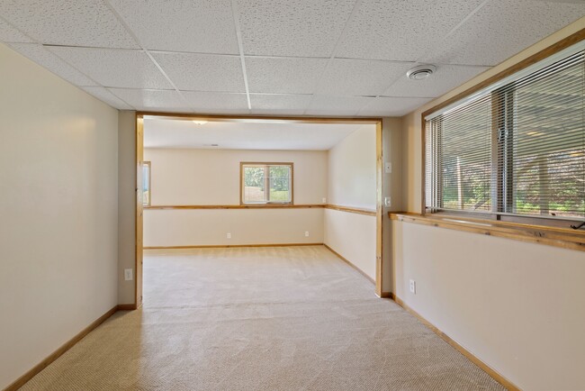 Building Photo - 1711 Slater Ln