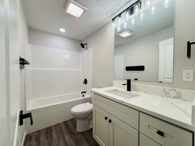 Building Photo - Remodeled 3 bedroom home- available now!