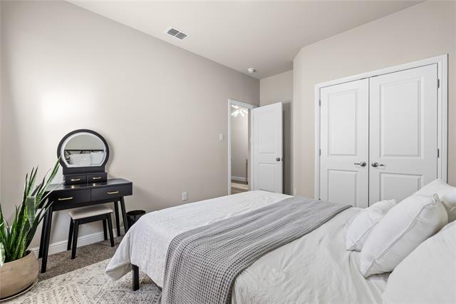 Building Photo - 5505 Cypress Pt Dr