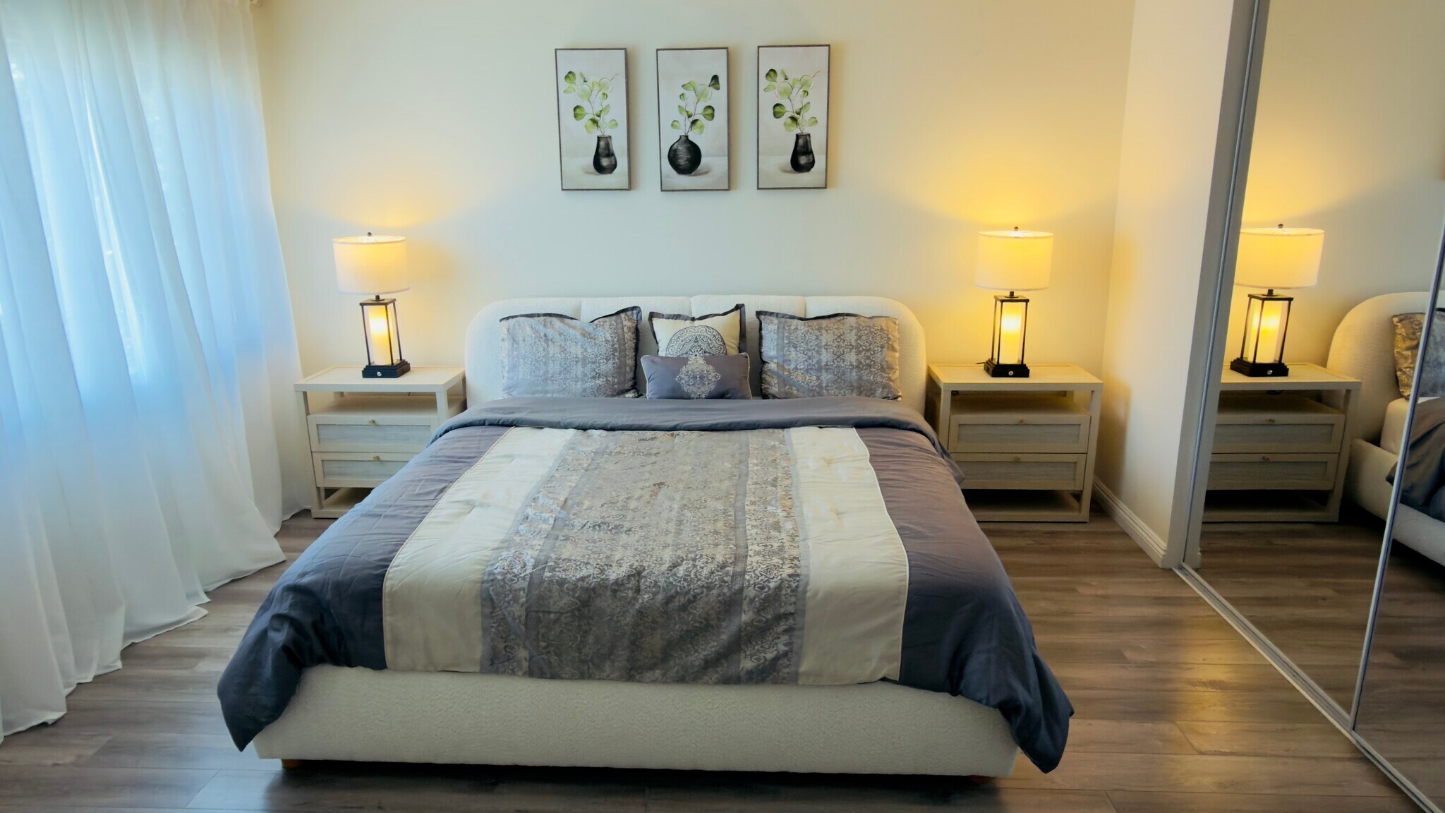 Building Photo - 18550 Hatteras St