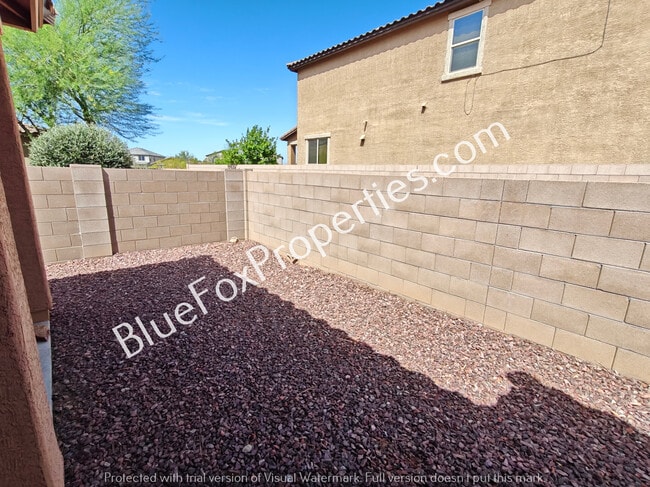 Building Photo - 12855 N Oak Creek Dr