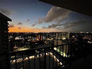 Building Photo - 405 N Ocean Blvd