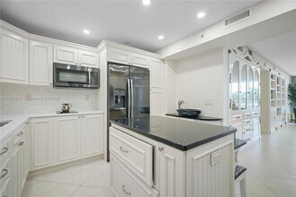 Building Photo - 9341 Collins Ave