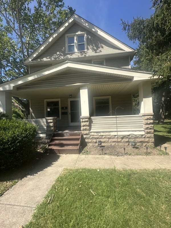 Building Photo - 1026 W Schaaf Rd