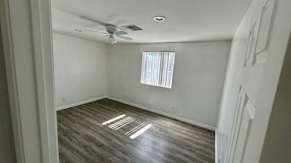 Building Photo - 8621 Gullo Ave