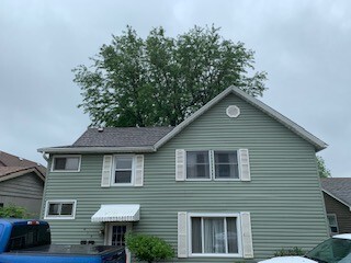 Building Photo - 612 Moczygemba St