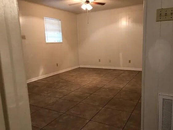 Building Photo - 1516 Kent Ave