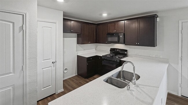 Building Photo - 1816 Barrie Wy